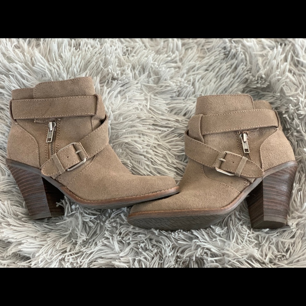 Dolce Vita Booties